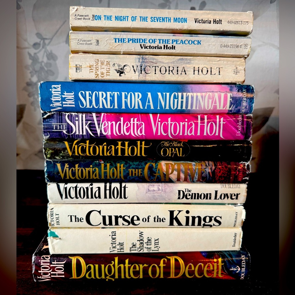 Victoria Holt Books
